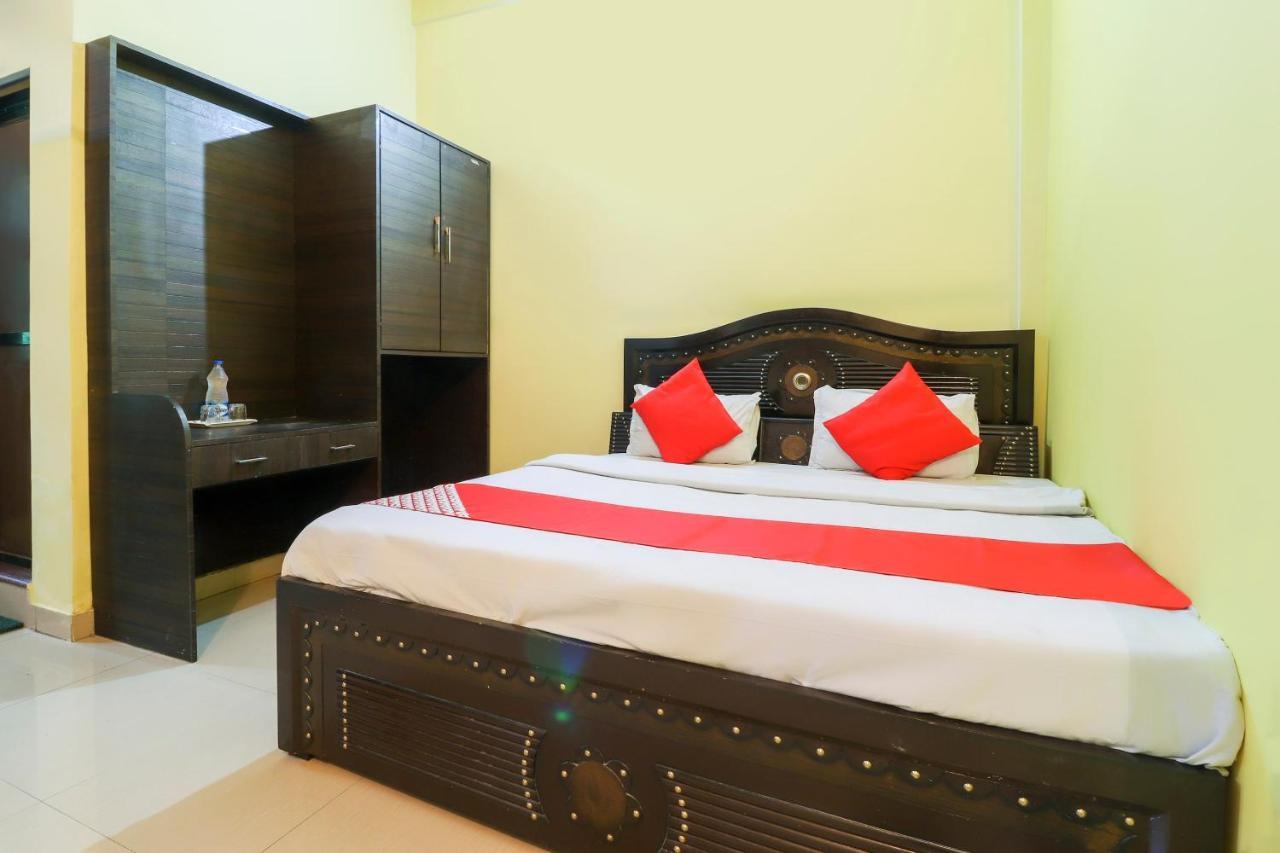 Oyo Hotel Rajendra Khalilabad Exterior foto